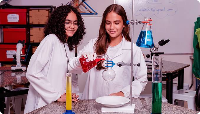 Crianças do Ensino Fundamental da ECSA no desenvolvimento que amplia o potencial